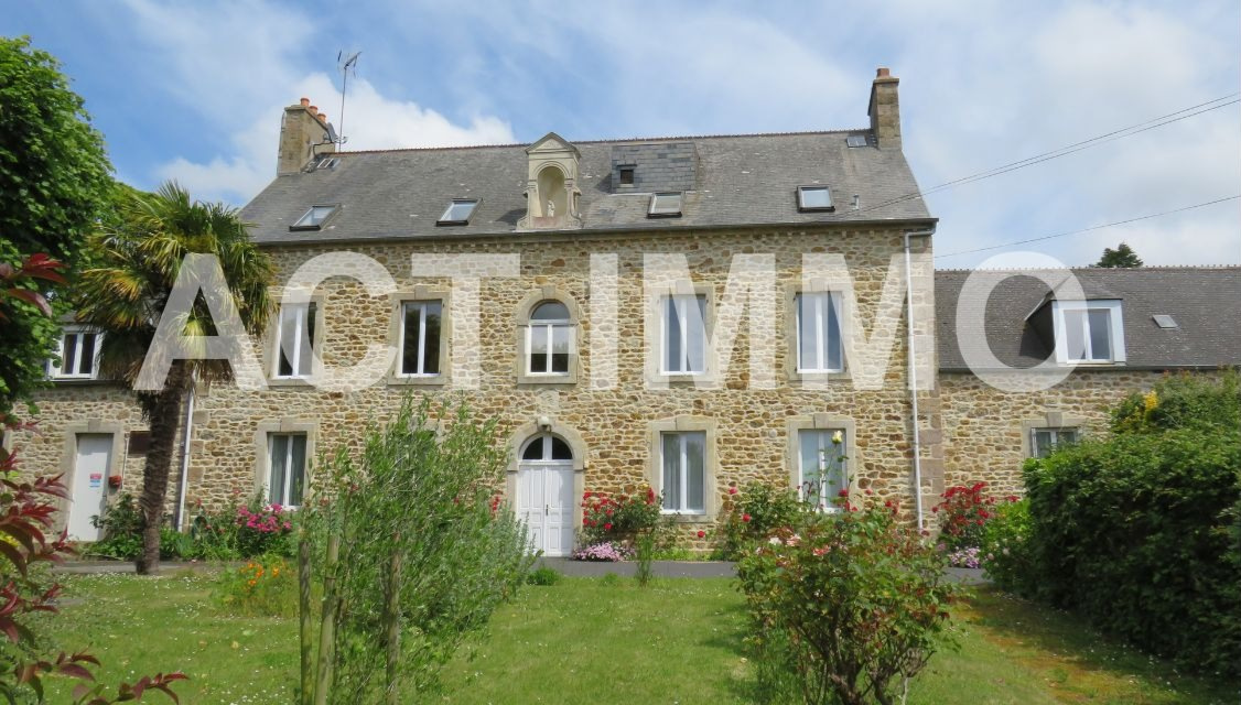 Ensemble immobilier de 770 m2